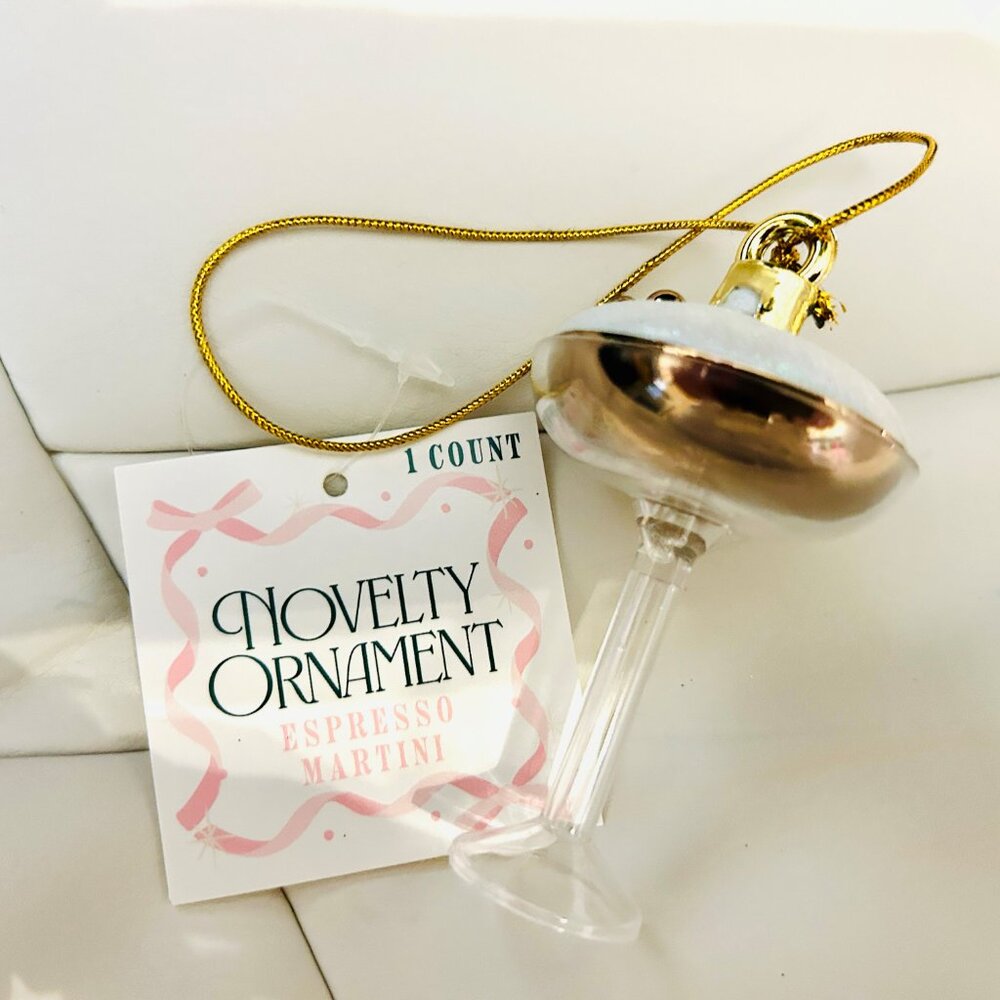 3 of these three ornaments, seller picks - Picture 4 of 4